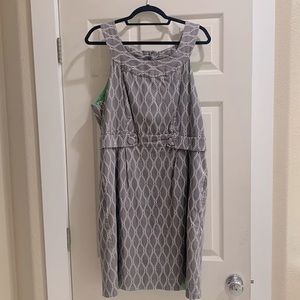 Robbie Bee Empire Waist Gray Dress Size 16/18